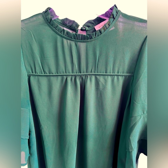 ANTHROPOLOGIE MONTEAU LOS ANGELES Ruffle Elbow Length Blouse Green M ✨LIKE NEW✨ - Picture 3 of 10